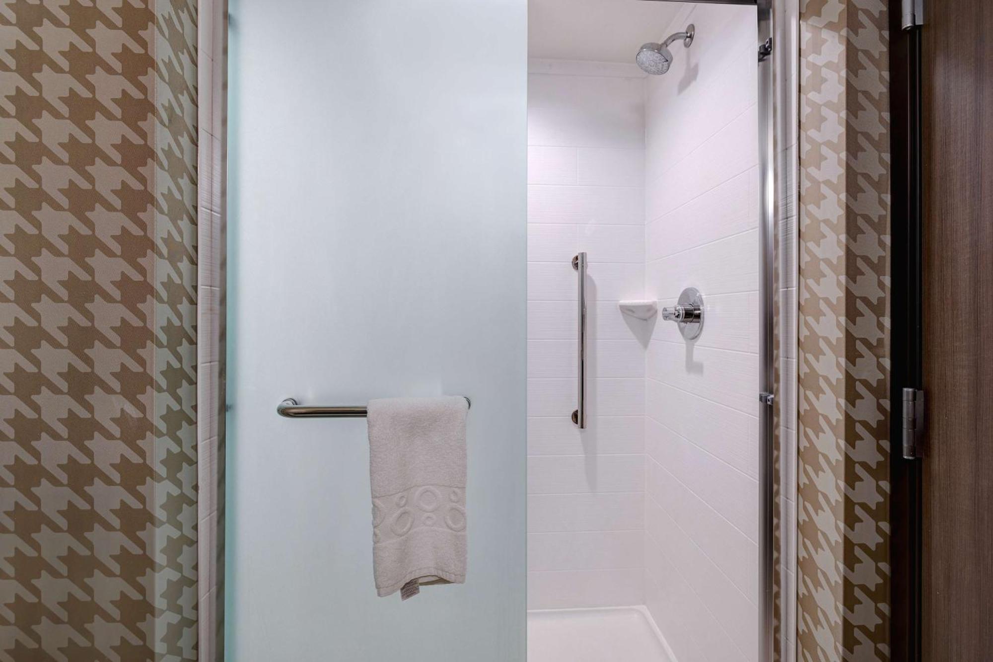 Home2 Suites By Hilton Dekalb Dış mekan fotoğraf